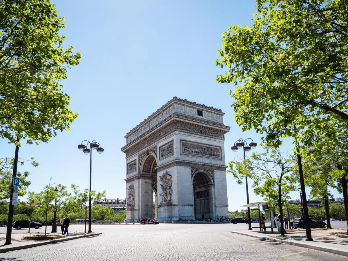 Mercure Paris La Defense 4*