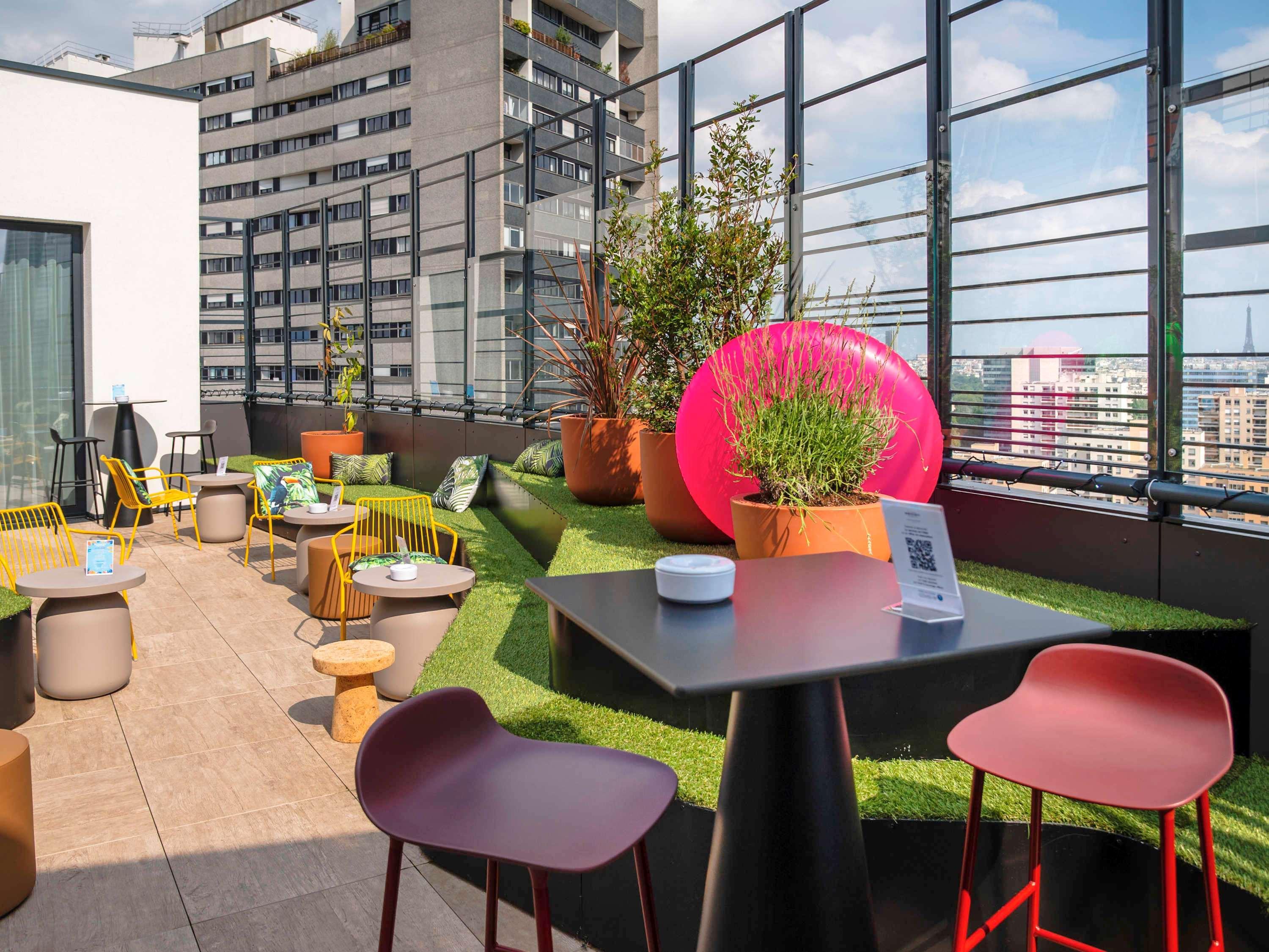 Mercure Paris La Defense Hotel 4*