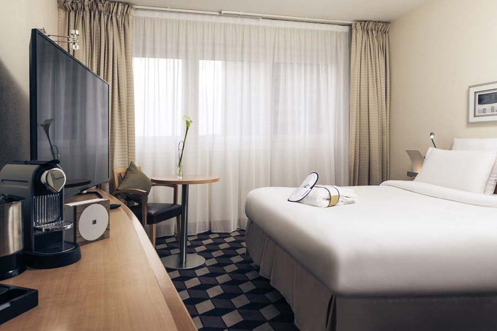 Mercure Paris La Defense Hotel 4*