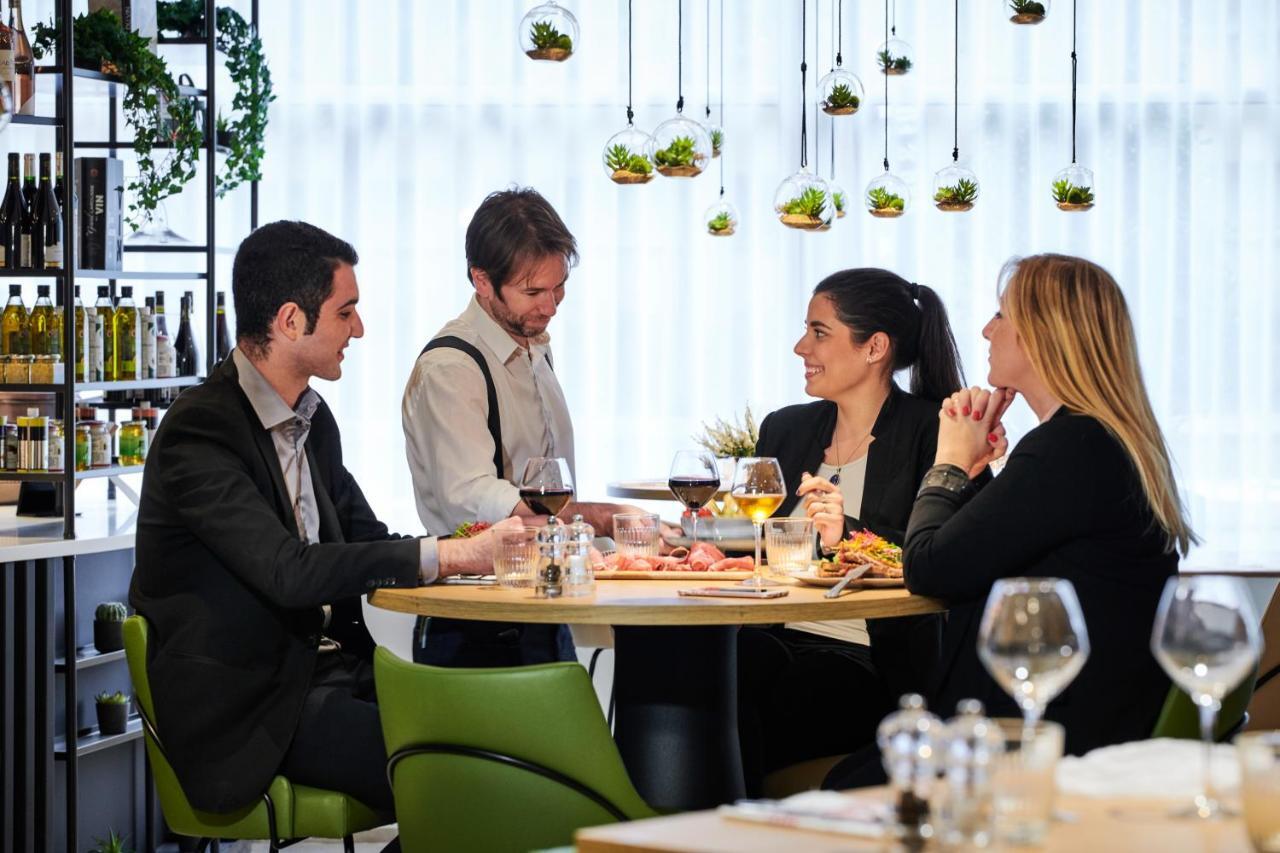 Mercure Paris La Defense 4* Courbevoie